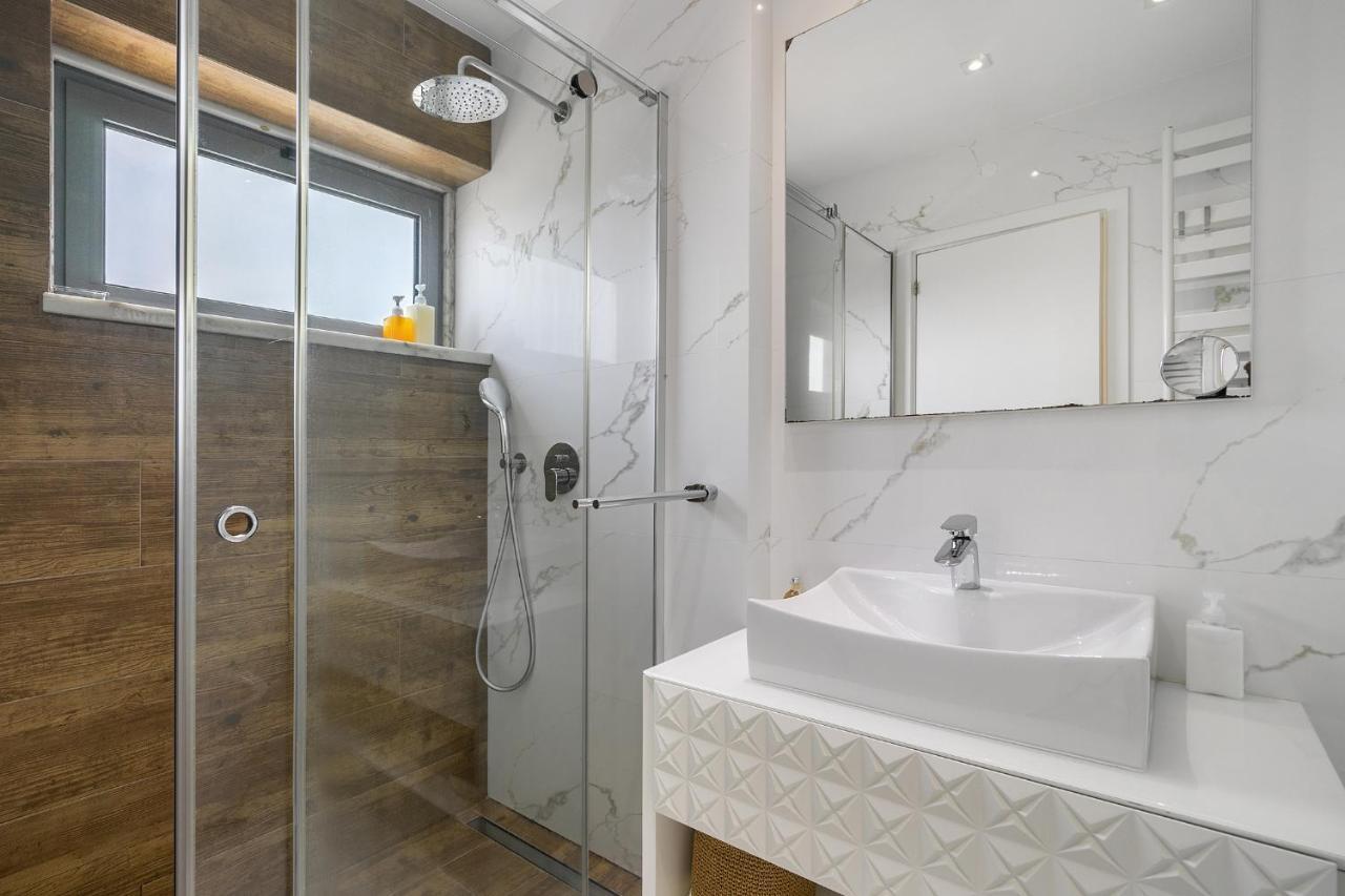 Whome Family Condo - Urban Retreat With Parking, Ac, Elevator In Great Location Лиссабон Экстерьер фото